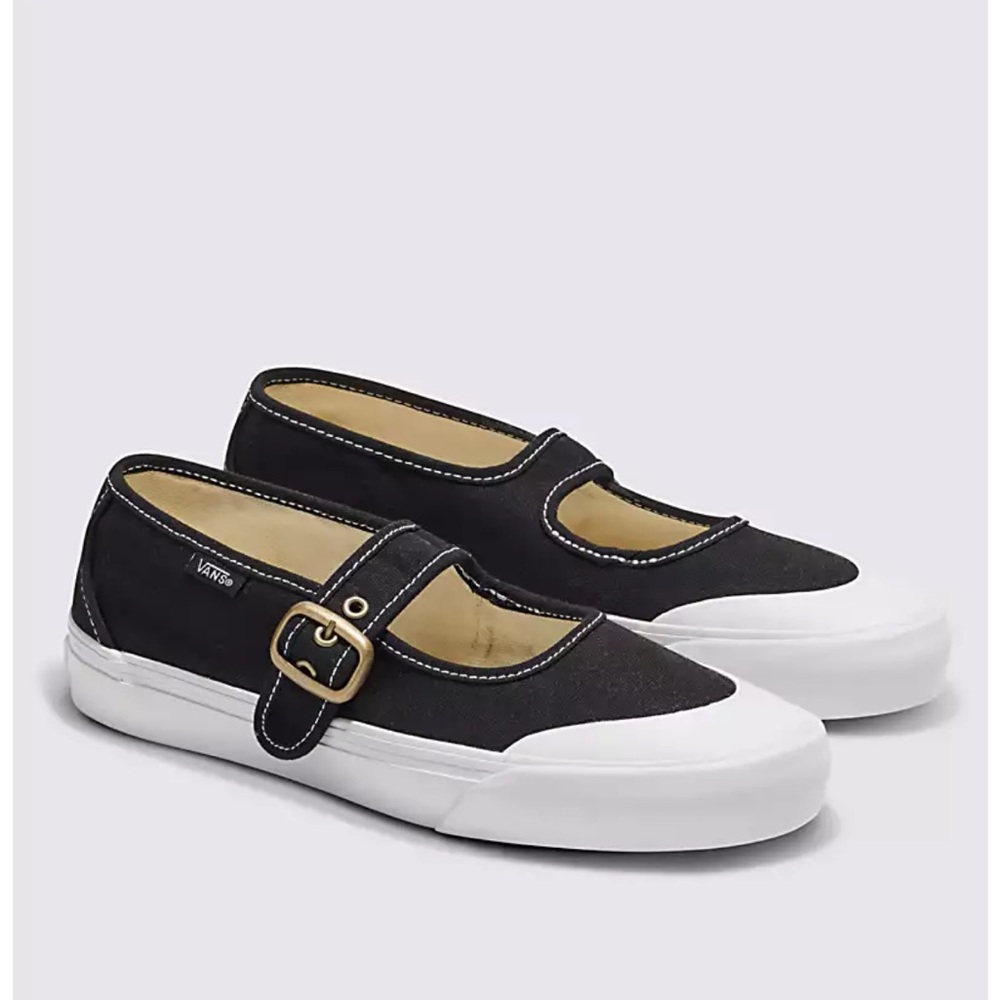 Vans Mary Jane’s
